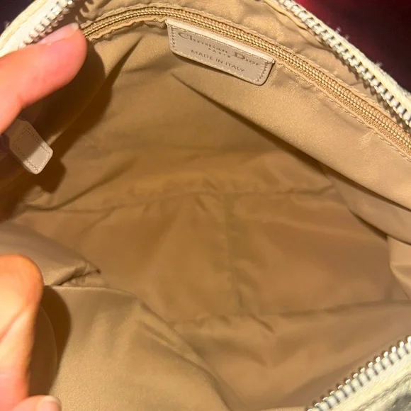 Elegant Cream Dior Shoulder Bag🤍 - Picture 9 of 15